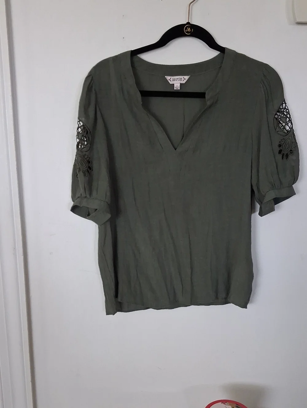 Nanette Lepore Olive Green Notch Neck Puff Sleeve Blouse